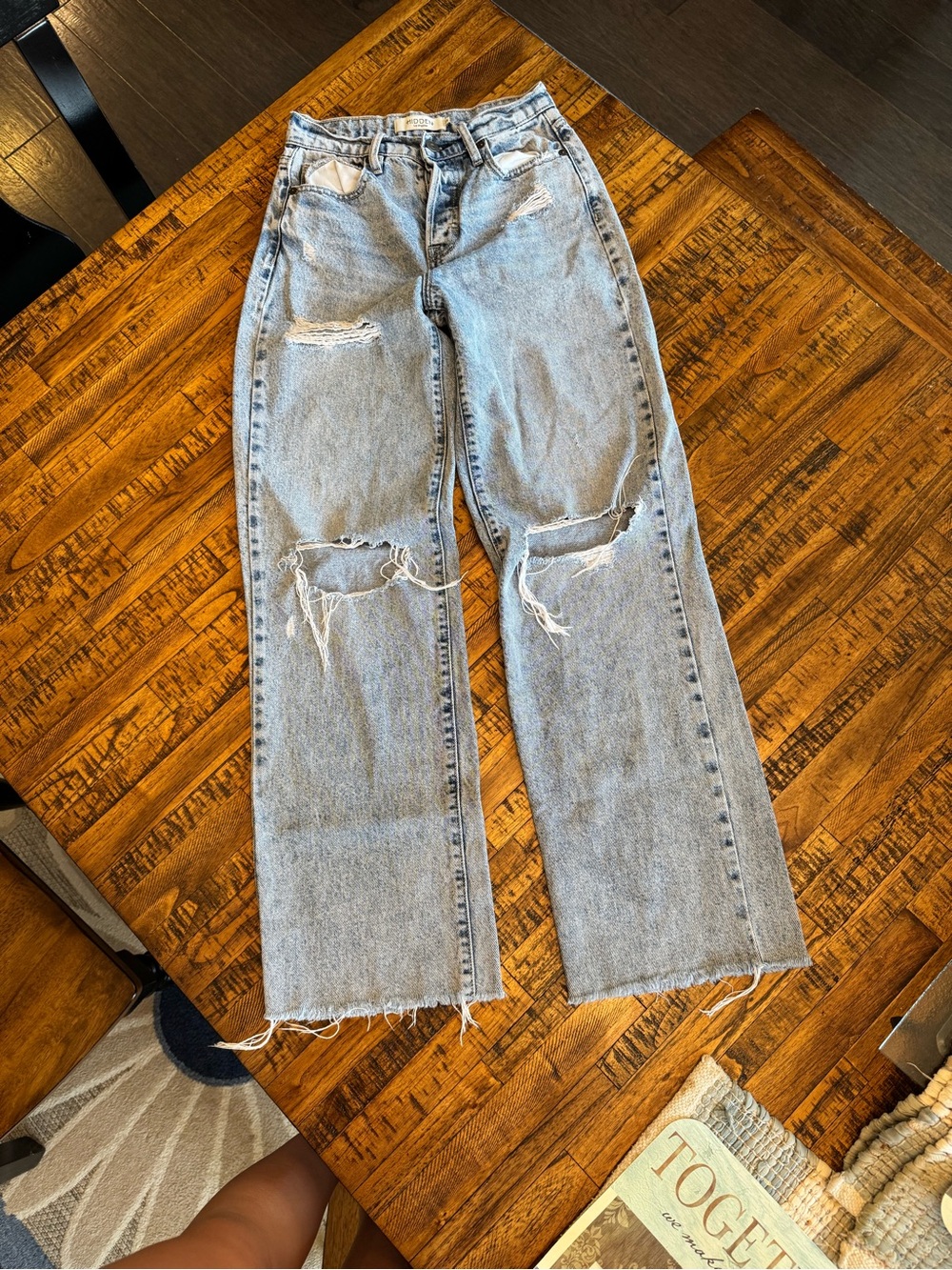 Hidden ripped jeans